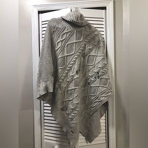 Women’s grey sweater poncho